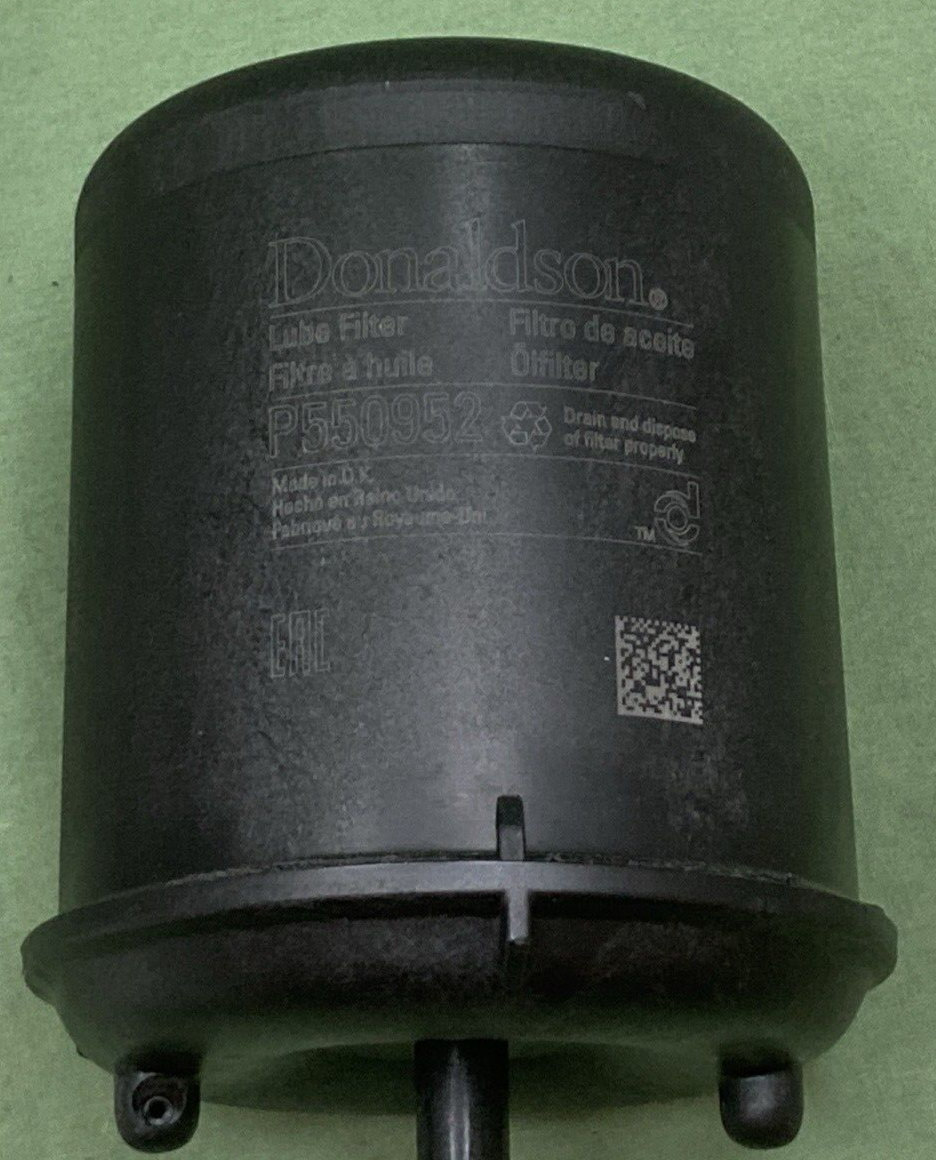 NEW GENUINE DONALDSON P550952 LUBE FILTER CARTRIDGE W/ O-RING