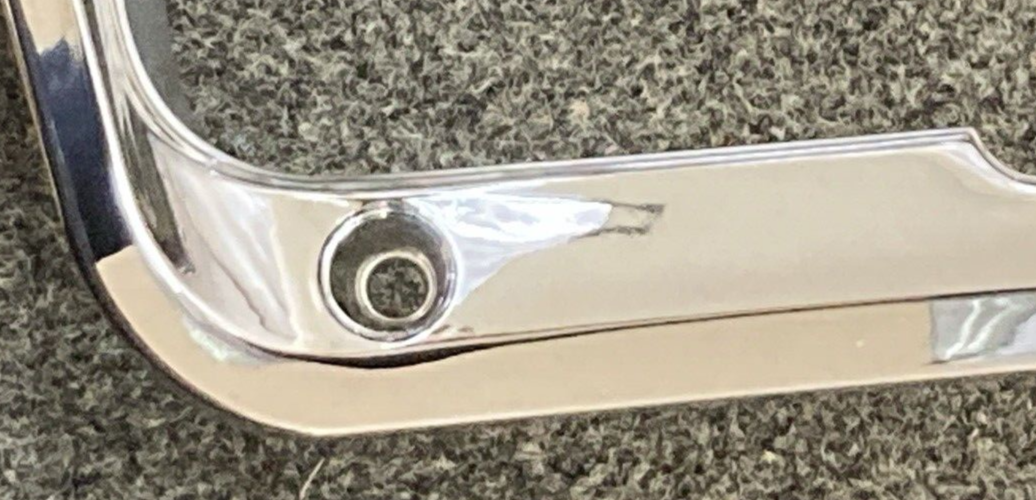 NEW VANDER HAAG'S S-19773 HEADLIGHT SIGNAL LAMP BEZEL RIGHT FRONT AMBER