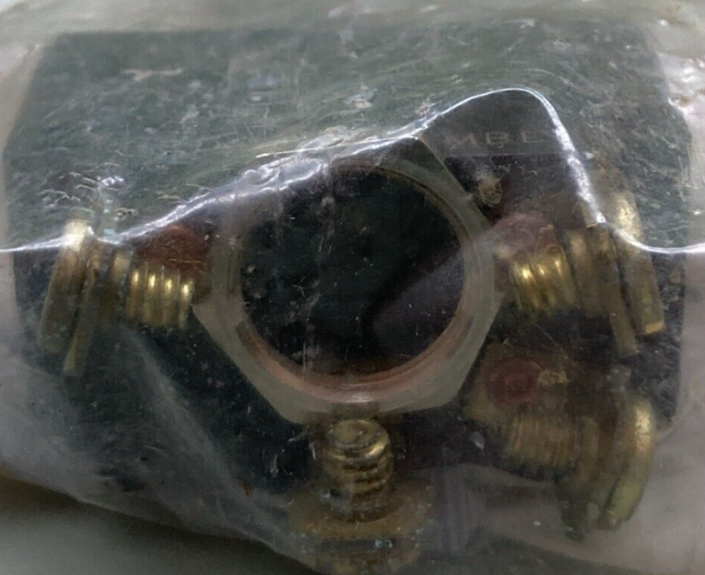 NEW CARLING TECHNOLOGIES 7808-3437-R TOGGLE SWITCH LIGHTED