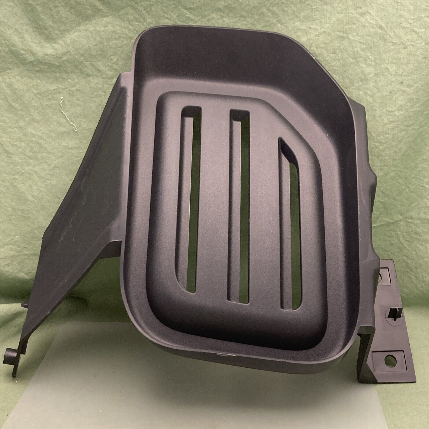 NEW GENUINE FORD BC3Z-15A245-BA FRONT BUMPER BEZEL FITS 11-16 FORD MODELS