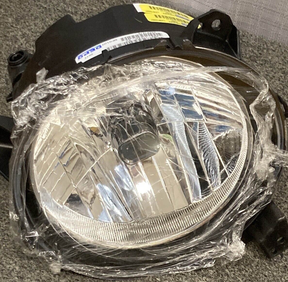 NEW DEPO 333-11AER-AC HEADLIGHT ASSEMBLY RIGHT HALOGEN