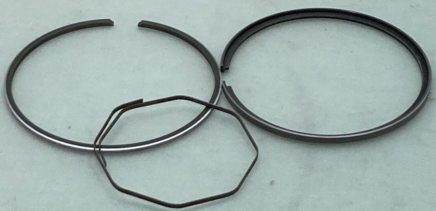 NEW GENUINE YAMAHA 444-11610-20 PISTON RING SET 0.50