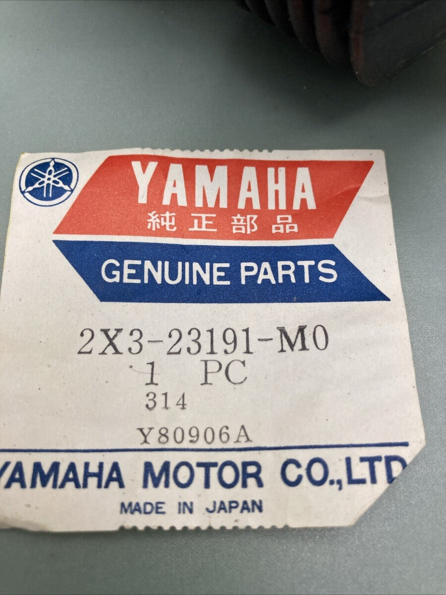 NEW GENUINE YAMAHA 2X3-23191-M0 BOOT, FRONT FORK