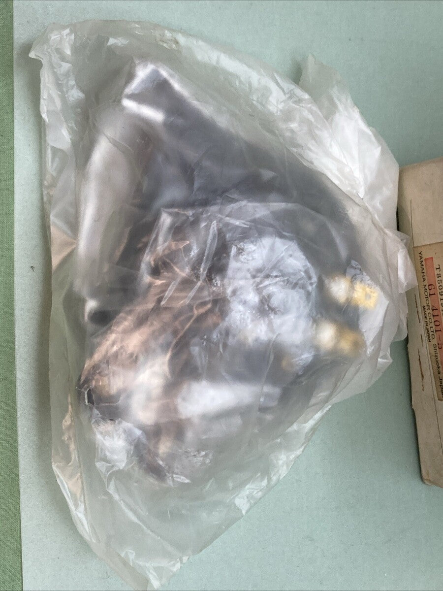 NEW GENUINE YAMAHA 1RM-83371-10 Horn SUPEREDED 4NK-83371-00-00