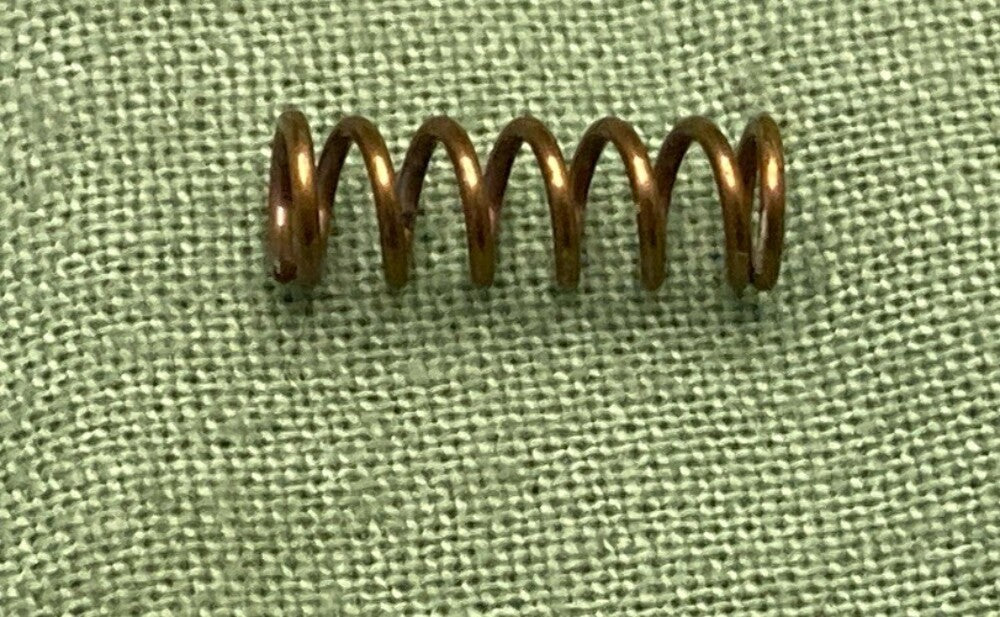 NEW GENUINE SUZUKI 57761-26010 SPRING, HORN BUTTON