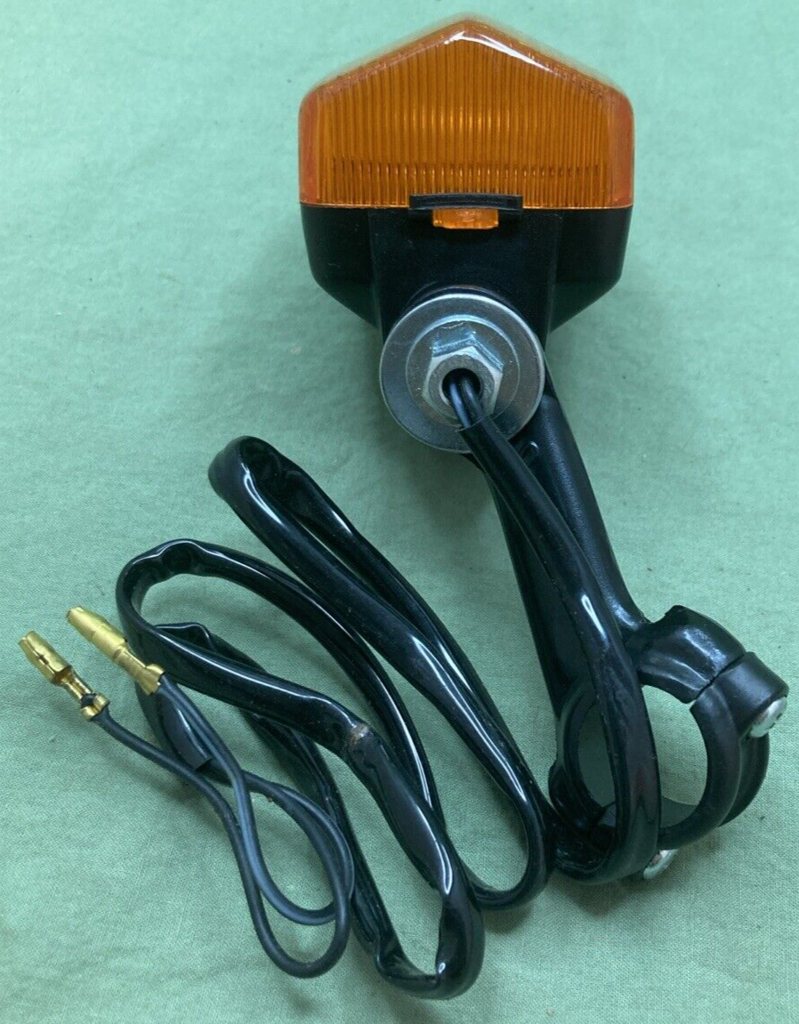 NEW REPLACES HONDA 33300-MG2-672 TURN SIGNAL ASSEMBLY OFF-ROAD AMBER