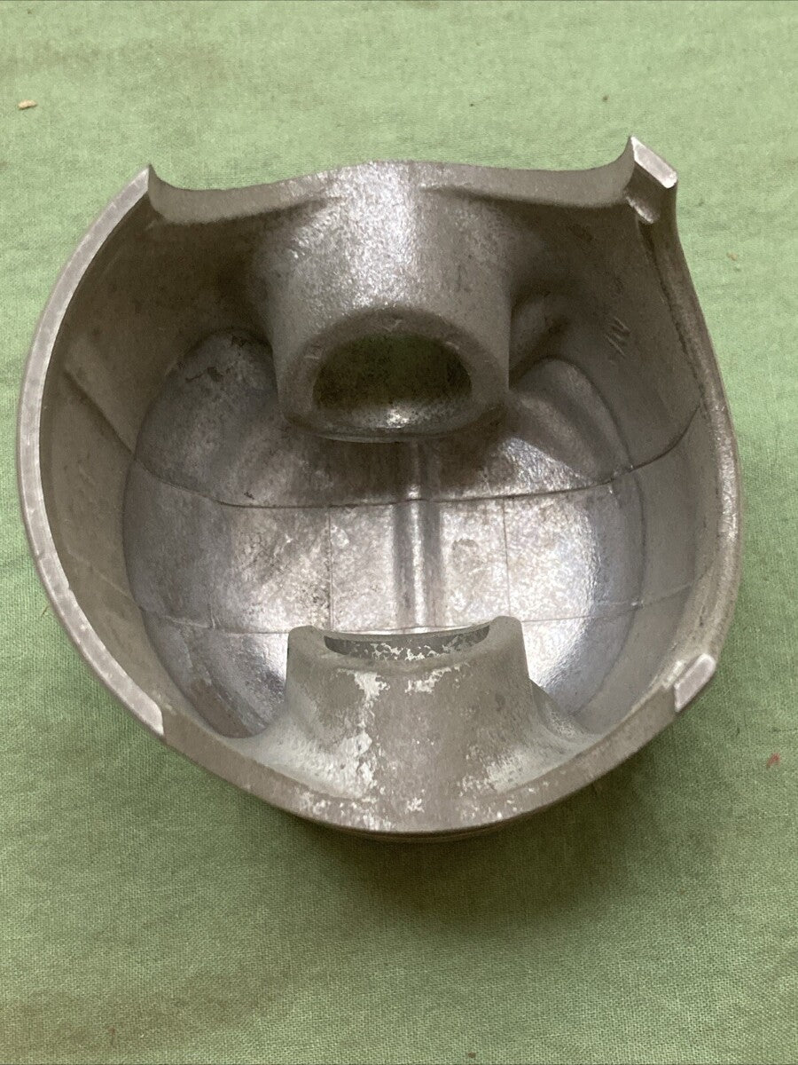 NEW GENUINE YAMAHA 3R4-11630-00 PISTON KIT STD COMPLETE