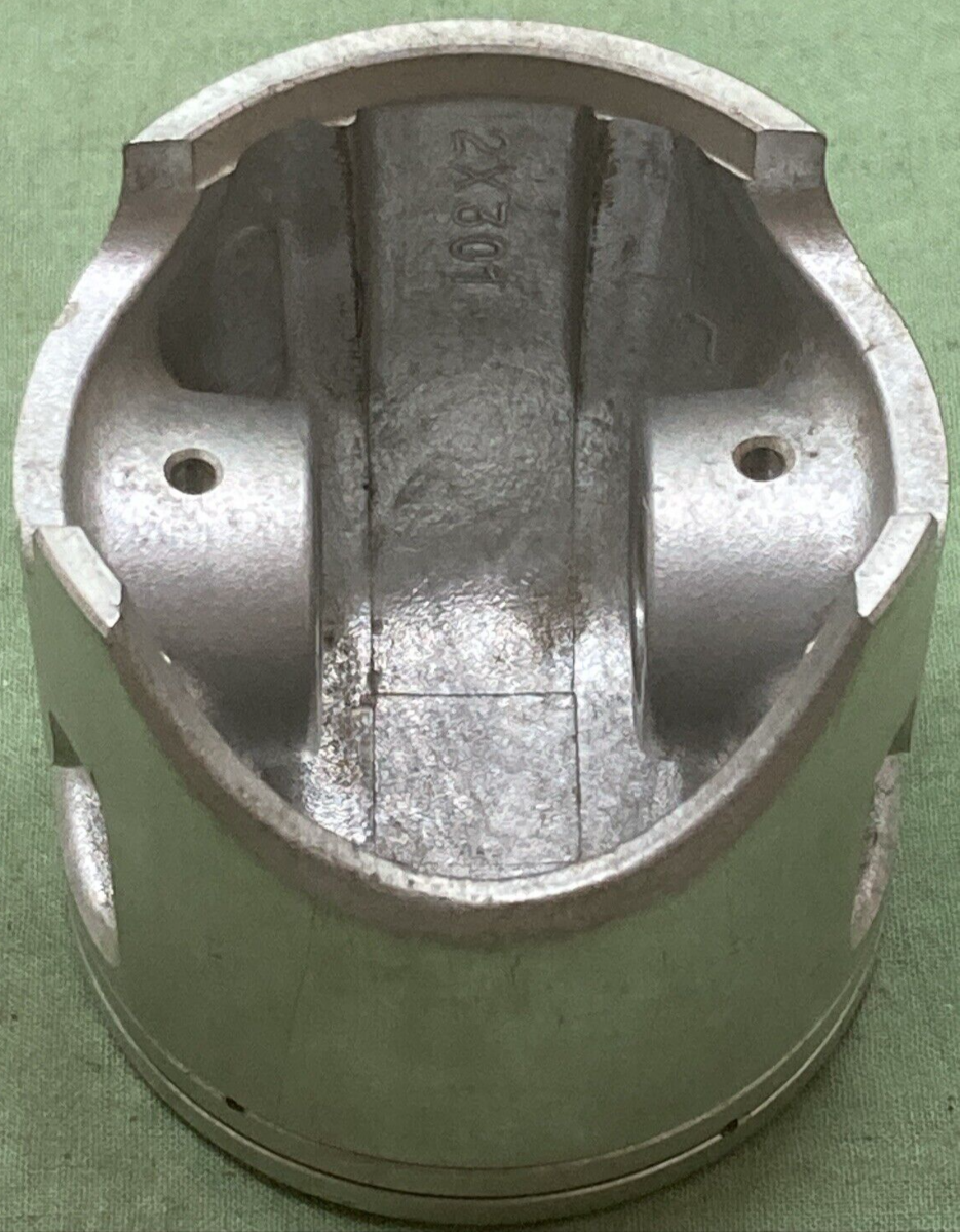 NEW GENUINE YAMAHA 2X3-11637-01 PISTON 3RD STD O/S