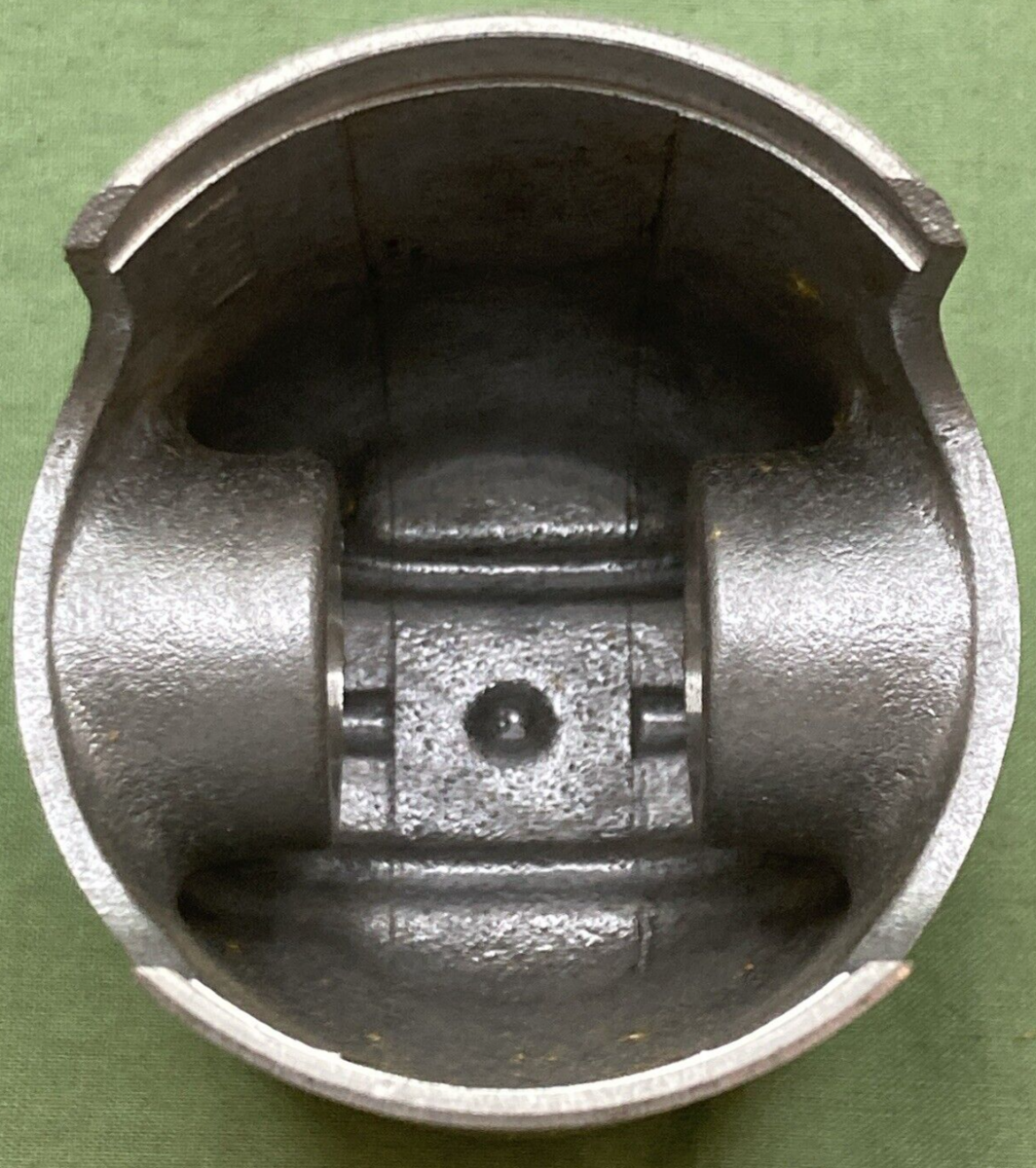 NEW GENUINE YAMAHA 168-11631-00 PISTON 60.96