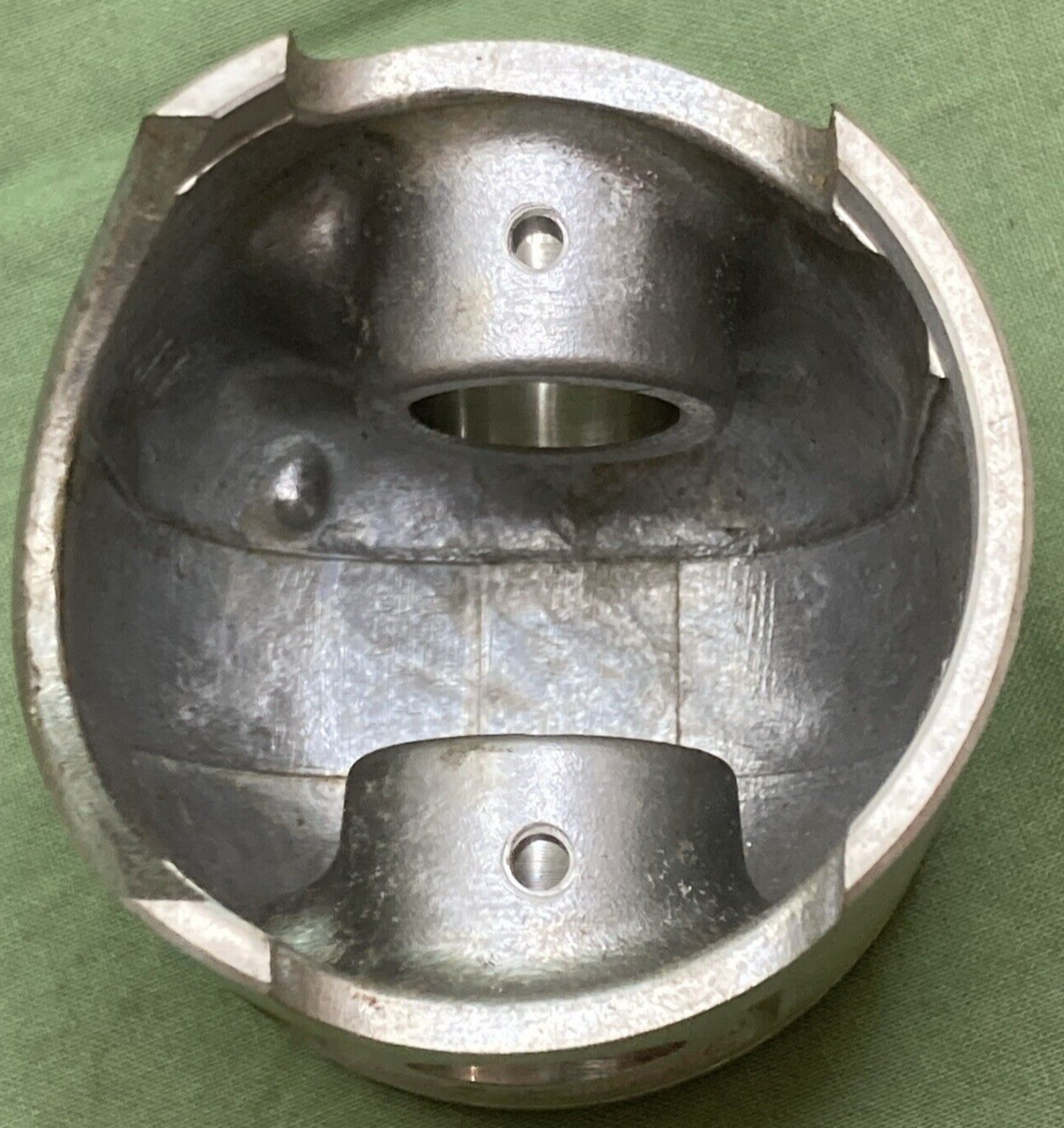 NEW GENUINE YAMAHA 2X3-11635-01 PISTON 0.25