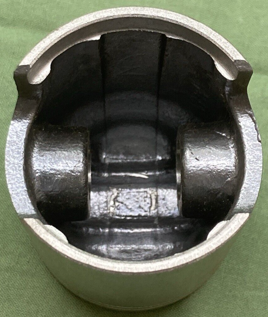 NEW GENUINE YAMAHA 180-11636-01 PISTON 2ND O/S 47.50