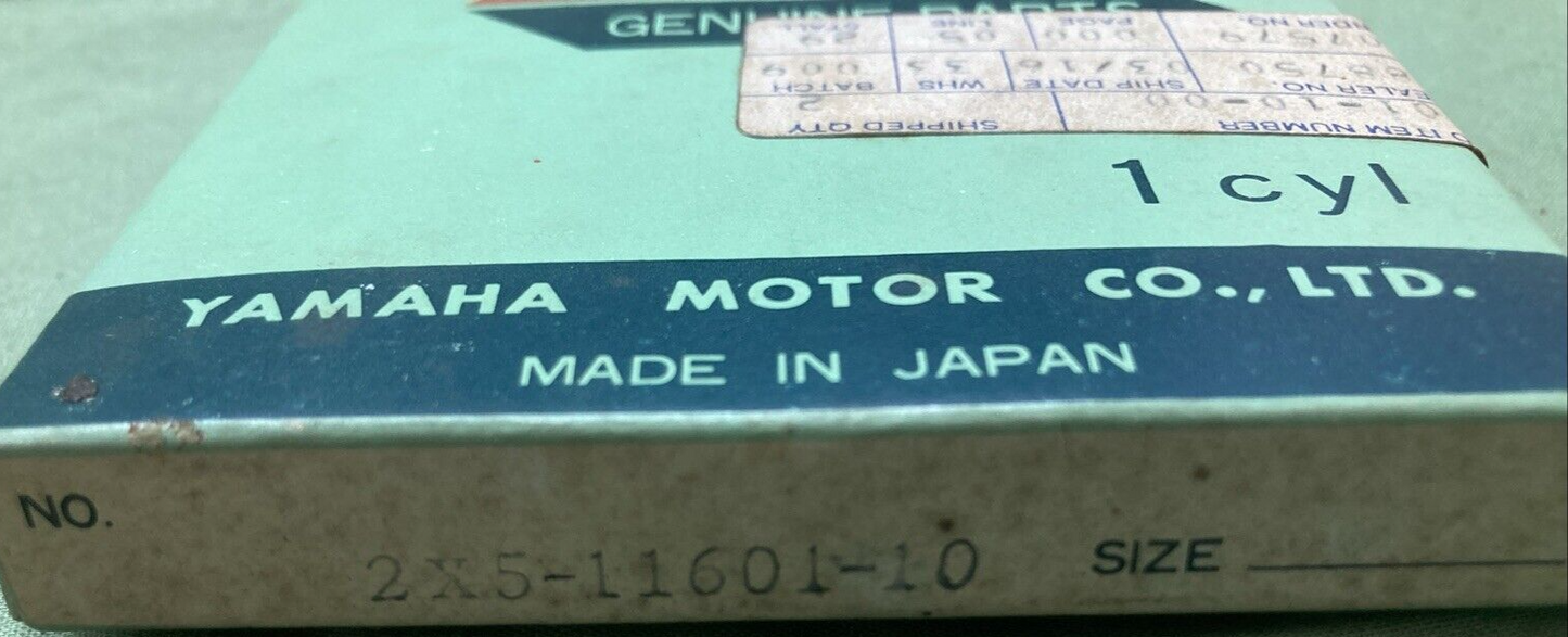 NEW GENUINE YAMAHA 2X5-11601-10 PISTON RING SET