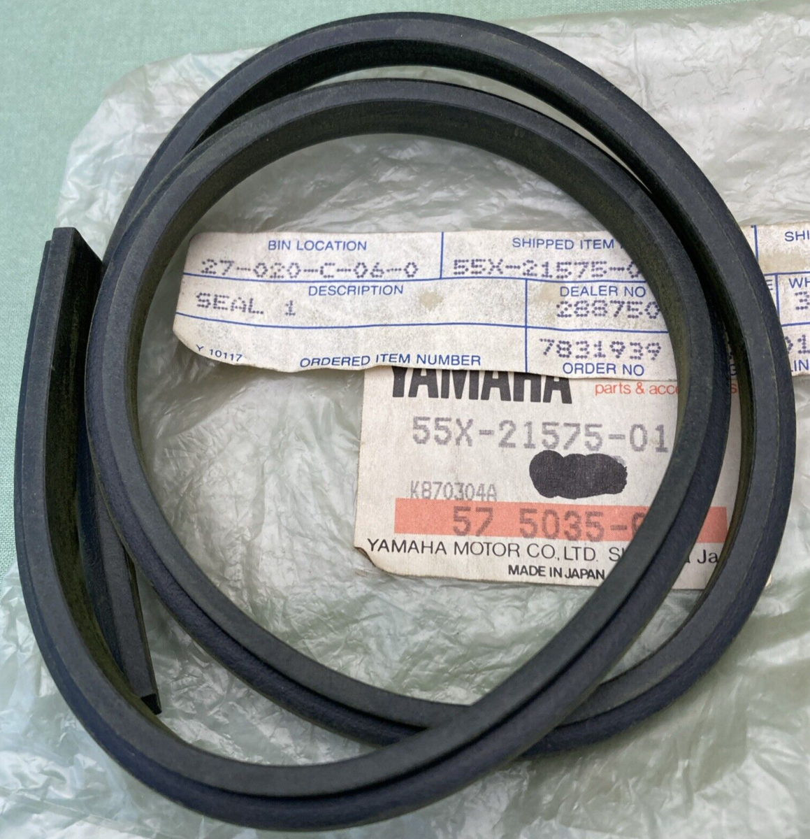 NEW GENUINE YAMAHA 55X-21575-01 Seal 1