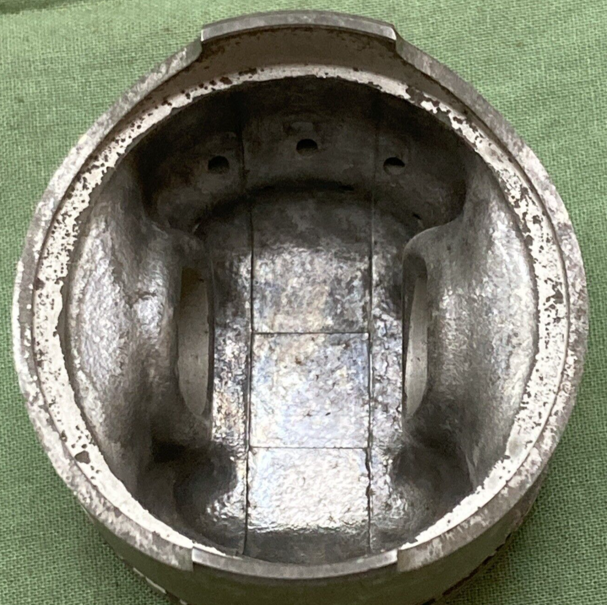 NEW GENUINE YAMAHA 55X-11638-00 PISTON 4TH 1.00 O/S