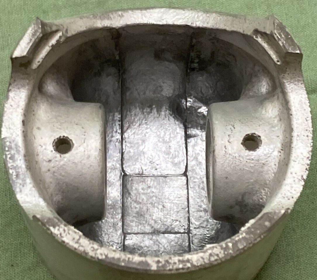 NEW GENUINE YAMAHA 55Y-11630-20 PISTON KIT COMPLETE