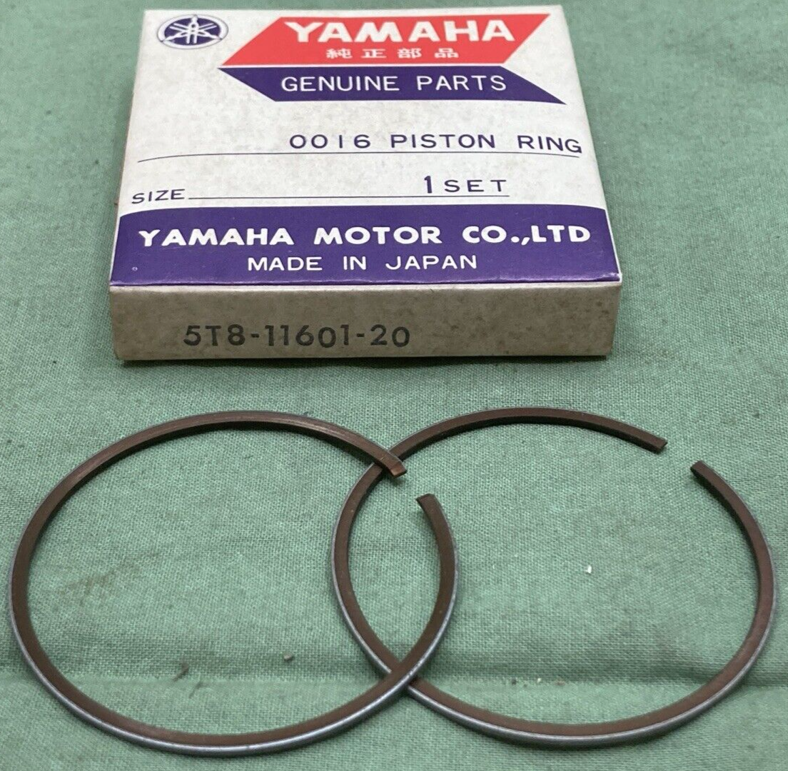 NEW GENUINE YAMAHA 5T8-11601-20 PISTON RING SET