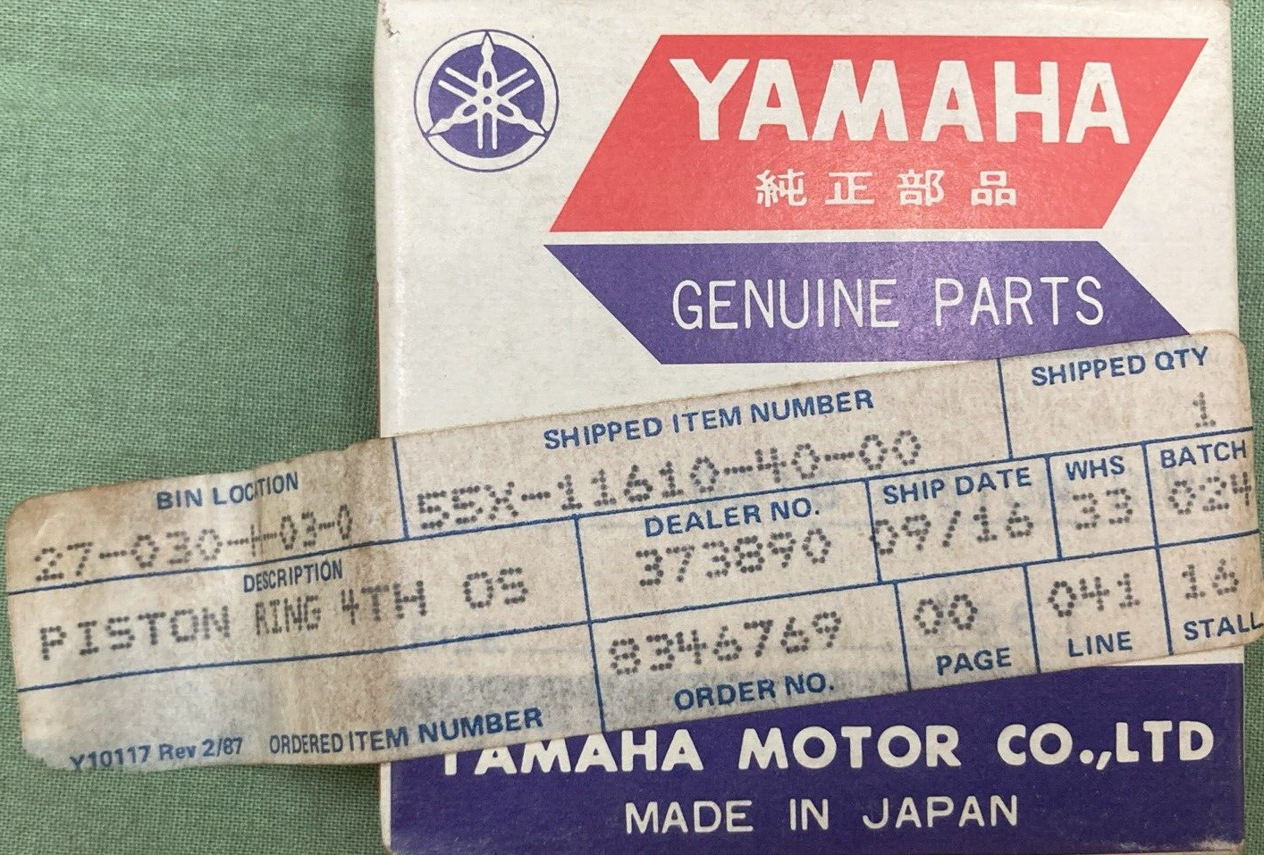 NEW GENUINE YAMAHA 55X-11610-40 PISTON RING SET 4TH O/S