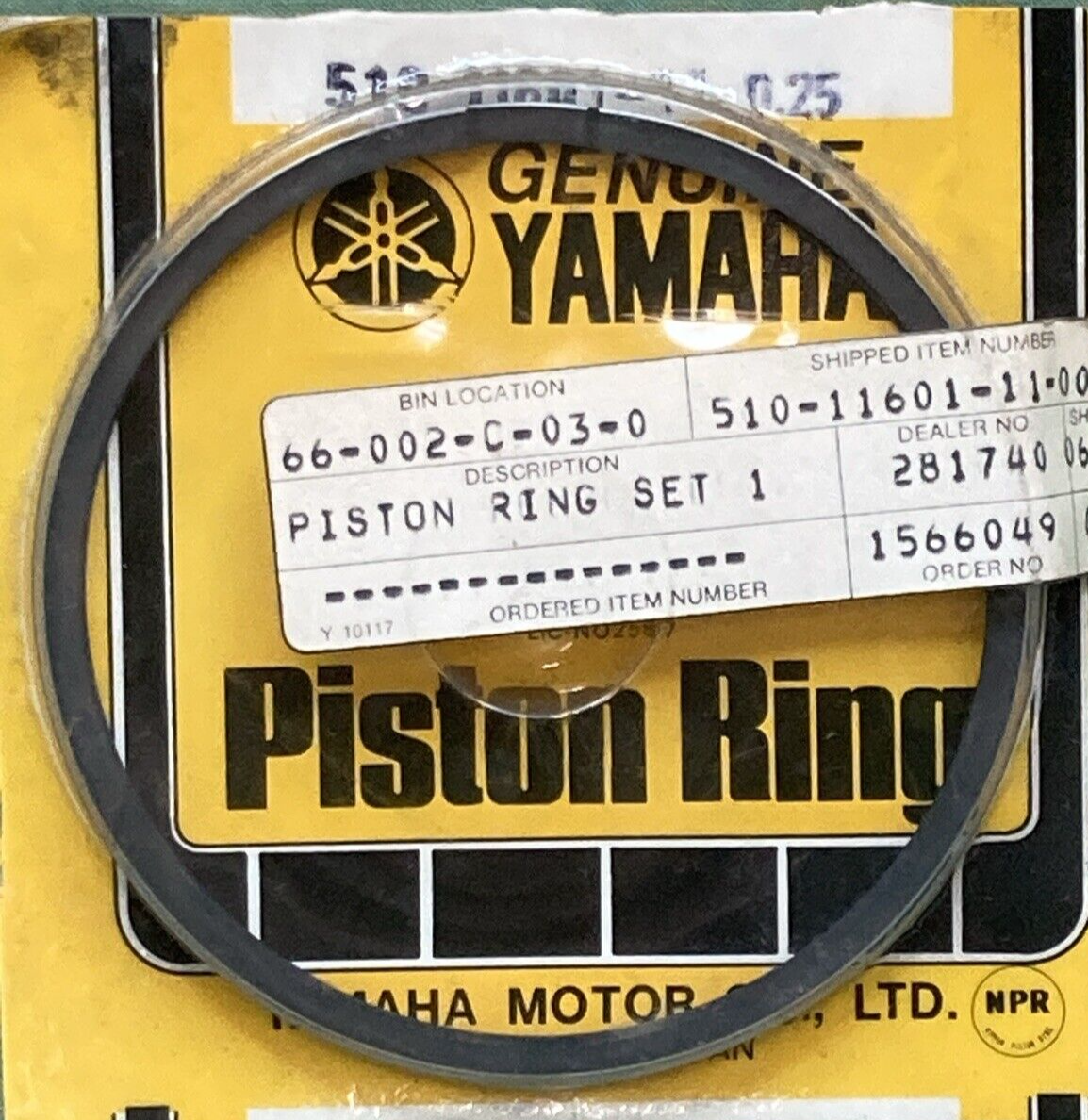 NEW GENUINE YAMAHA 510-11601-11 PISTON RING SET 1ST 0.25