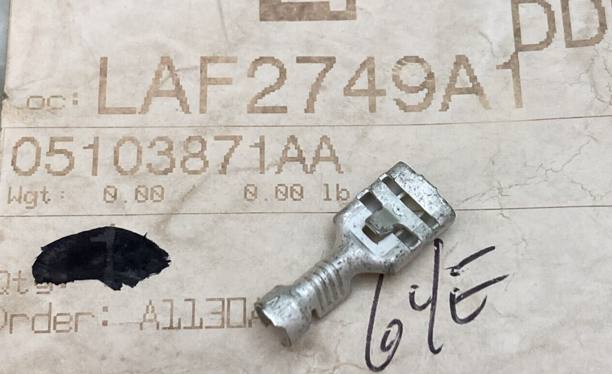 NEW REPLACES MOPAR 05103871AA Female Terminal