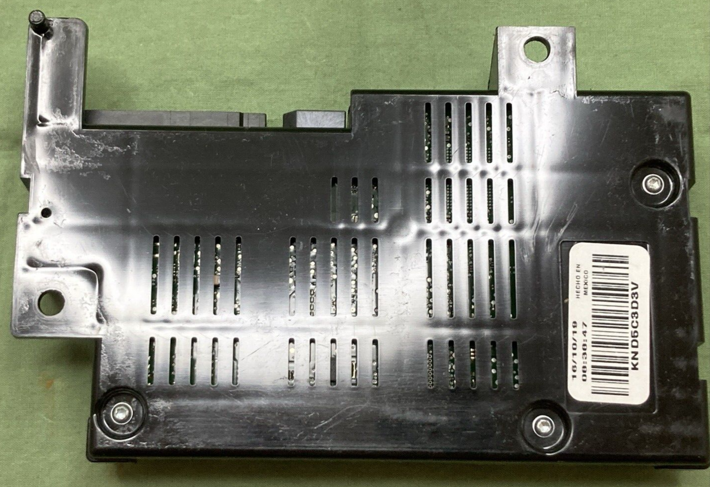 NEW GENUINE MOPAR 05064986AL Telematics Module FITS 2011 DODGE CHRYSLER