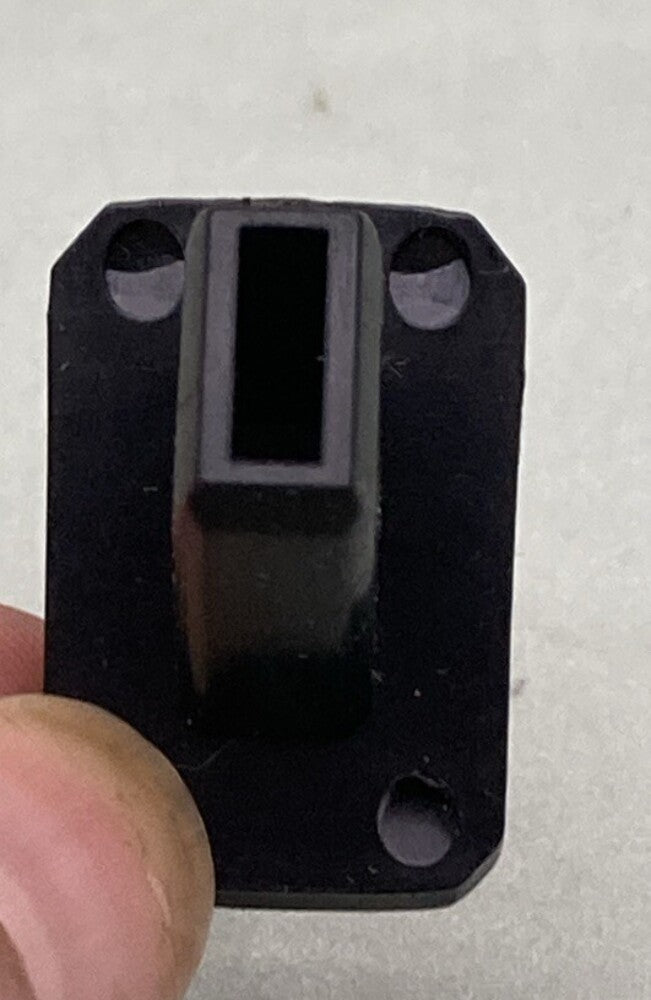 NEW GENUINE SUZUKI 46213-49431 SEAT END, HANDLE