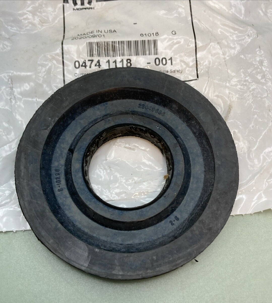 NEW GENUINE MOPAR 04741118 Seal-Output Shaft