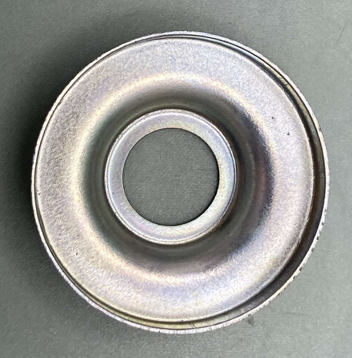 NEW GENUINE SUZUKI 54892-28400 FRONT WHEEL DUST SEAL COVER