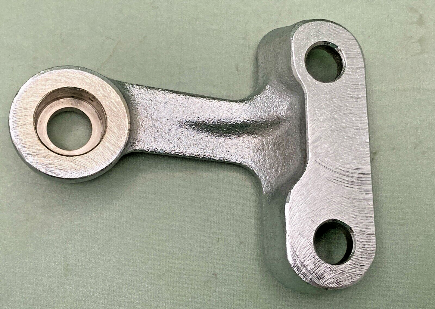 NEW REPLACES SUZUKI 43519-38B00 BRAKE PEDAL BOSS BRACKET