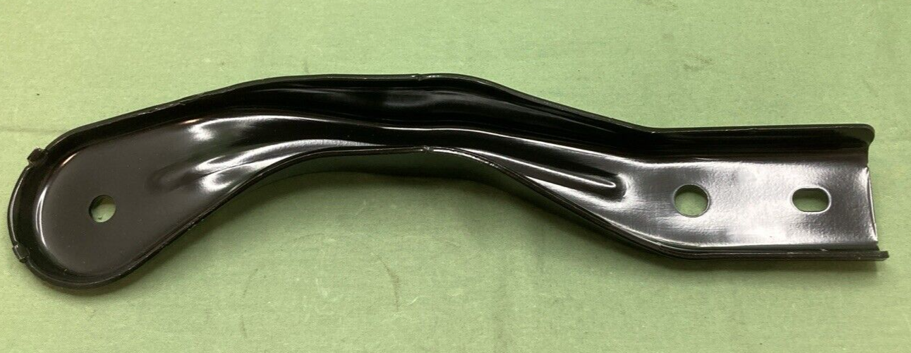 NEW GENUINE MOPAR 68156457AC Cross-Member Bracket Left FITS JEEP CHEROKEE