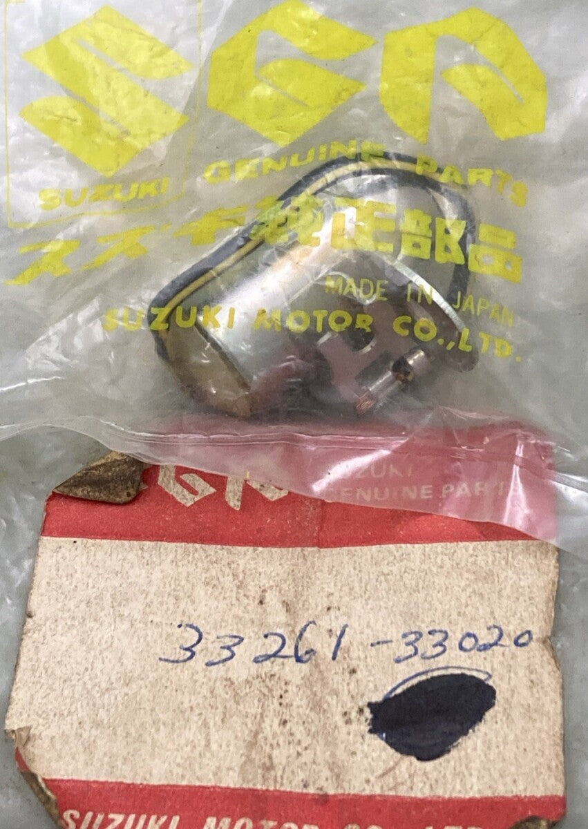 NEW GENUINE SUZUKI 33261-33020 Condenser, Lh