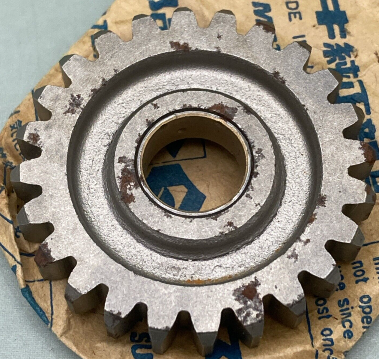 NEW GENUINE SUZUKI 24260-41502 Gear, 6TH Drive