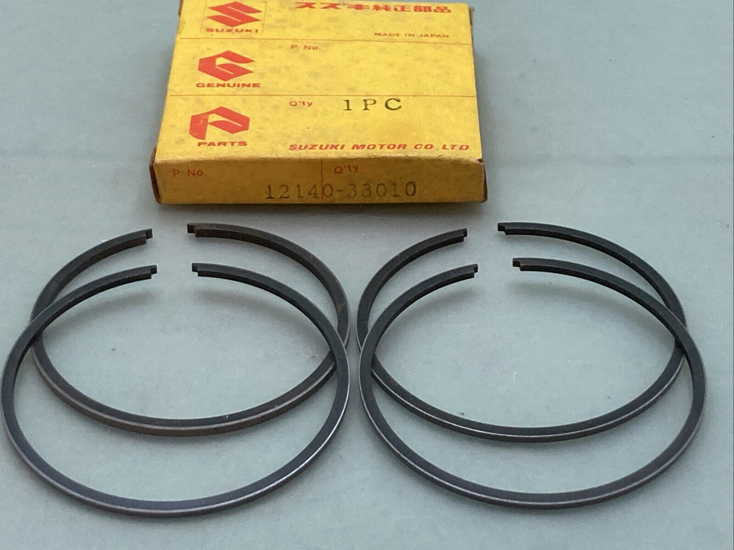 NEW GENUINE SUZUKI 12140-33010 PISTON RING SET STD