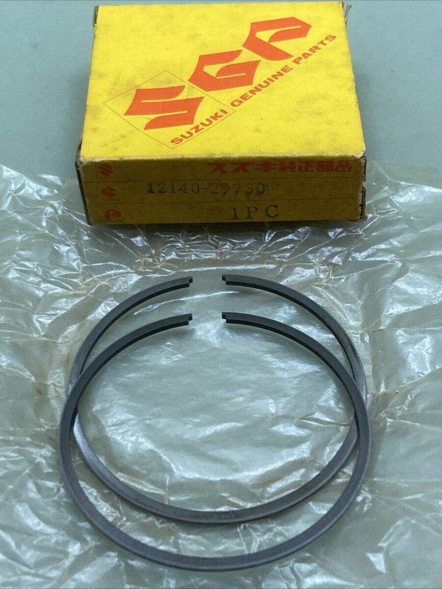 NEW GENUINE SUZUKI 12140-29730 PISTON RING SET