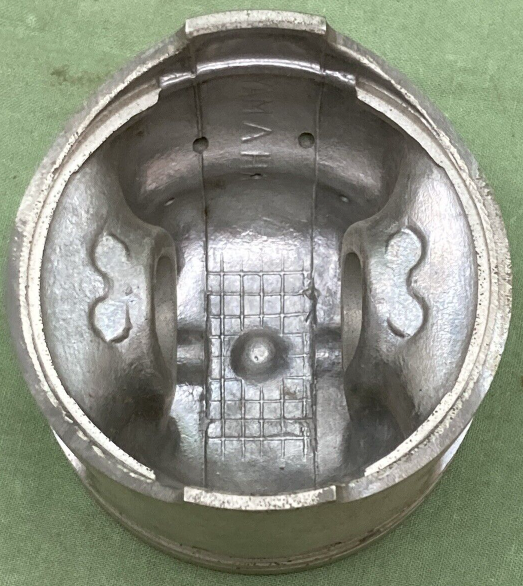 NEW GENUINE YAMAHA 36X-11631-00-A0 PISTON STD