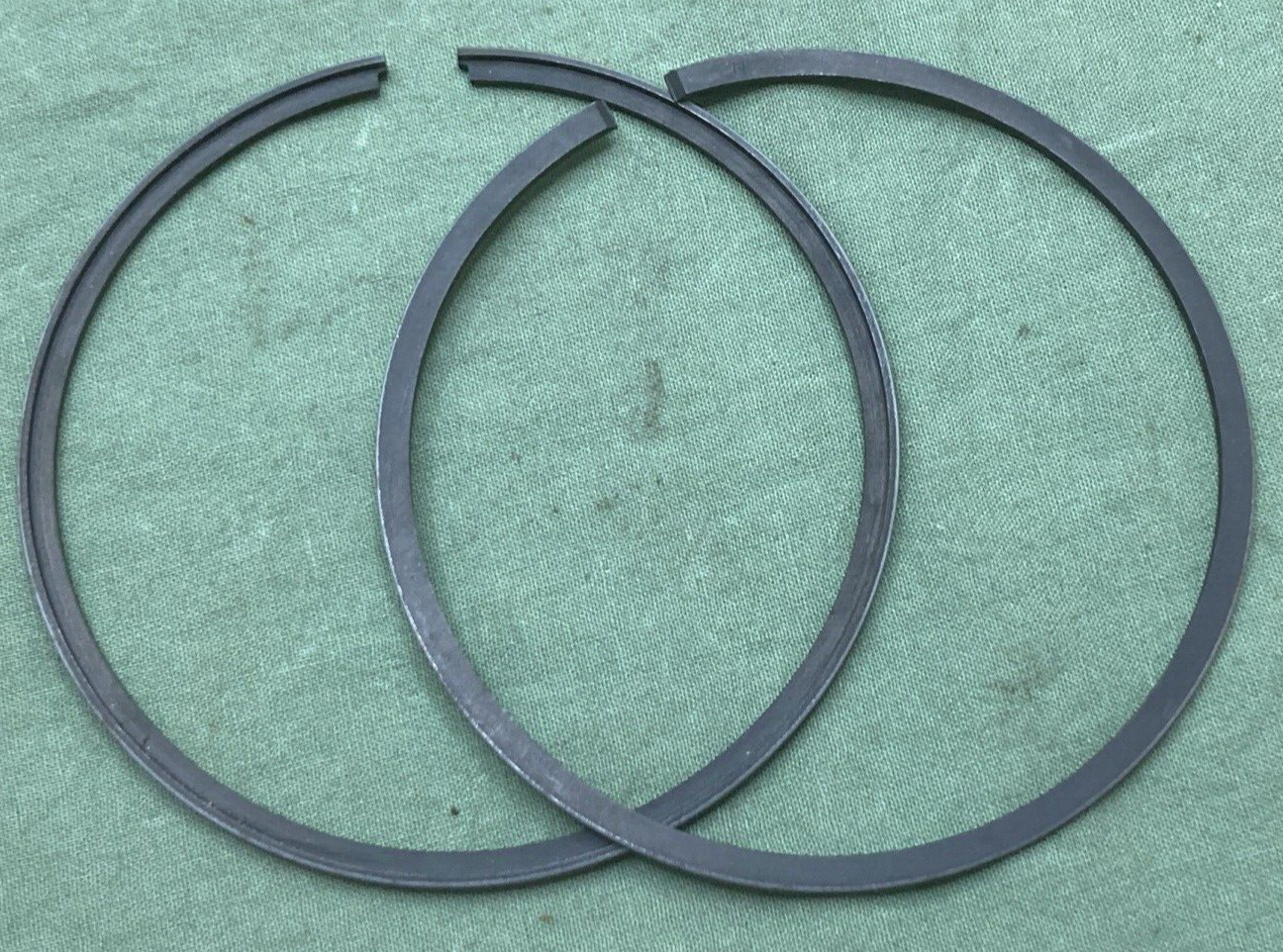 NEW GENUINE YAMAHA 4V6-11610-10 PISTON RING SET 0.25