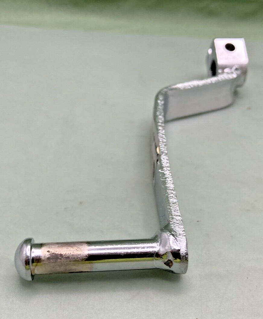 NEW GENUINE YAMAHA 560-18111-00-93 VIRAGO 500 XV500 SHIFTER PEDAL