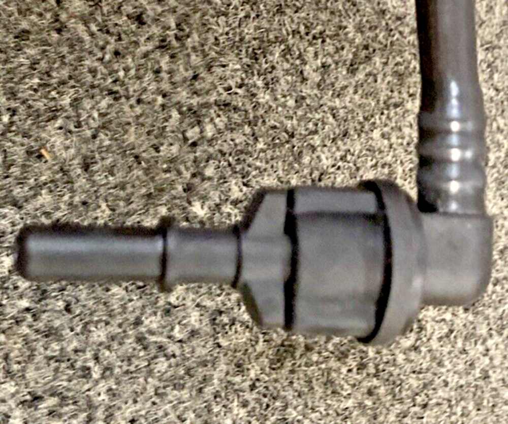 NEW GENUINE MERCURY 8M0128087 PURGE VENT ASSY