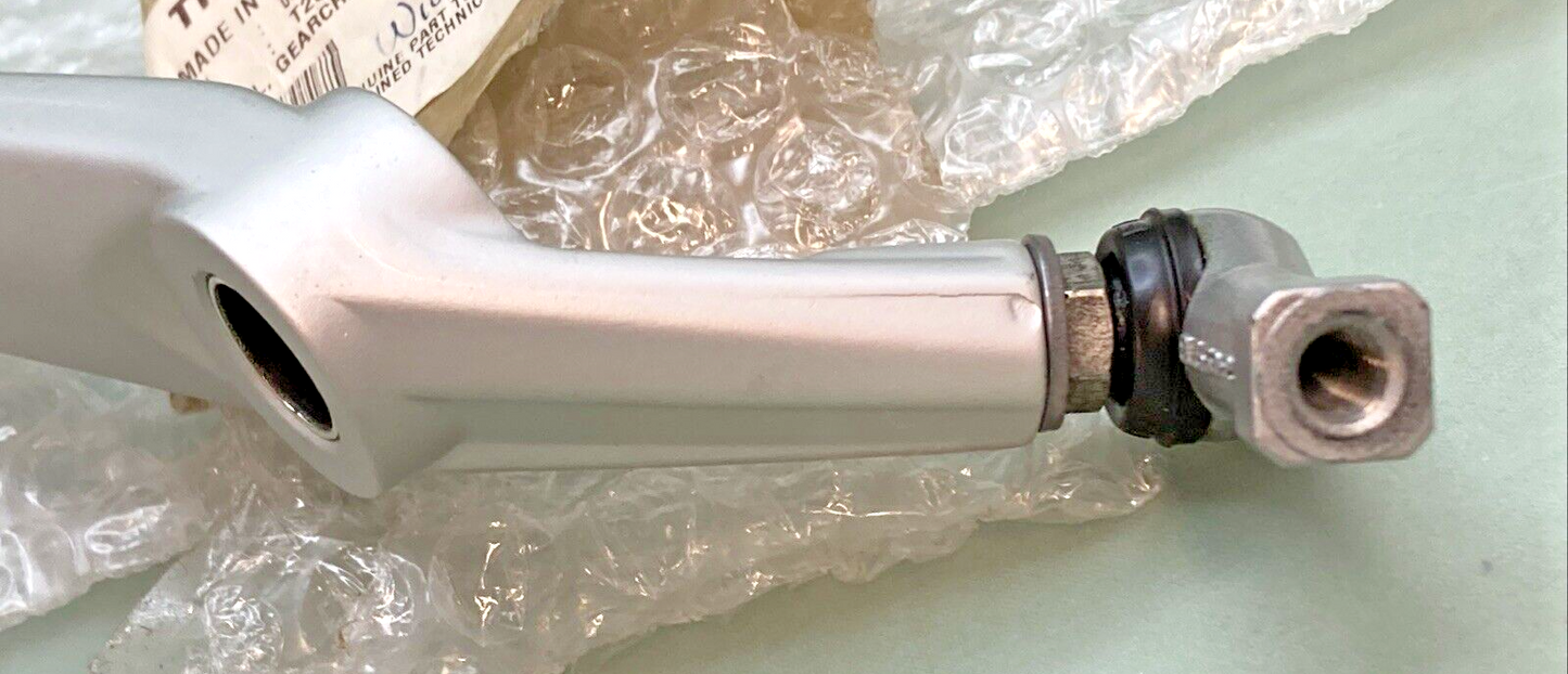 NEW GENUINE TRIUMPH T2082491 Gearchange Pedal Assembly Rocket 3 GT