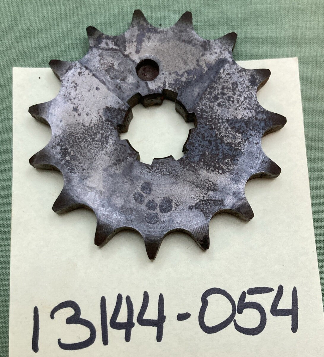 NEW REPLACES KAWASAKI 13144-054 ENGINE SPROCKET 15T