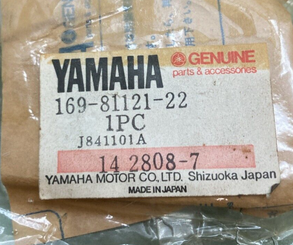 NEW GENUINE YAMAHA 169-81121-22 CONTACT POINT BREAKER ASSEMBLY