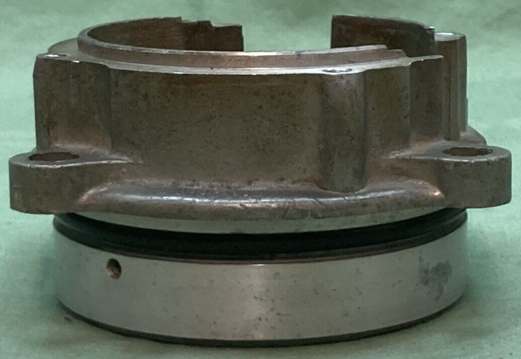 NEW GENUINE MERCURY 1100-339A1 END CAP ASSEMBLY CRANKSHAFT UPPER OUTBOARD