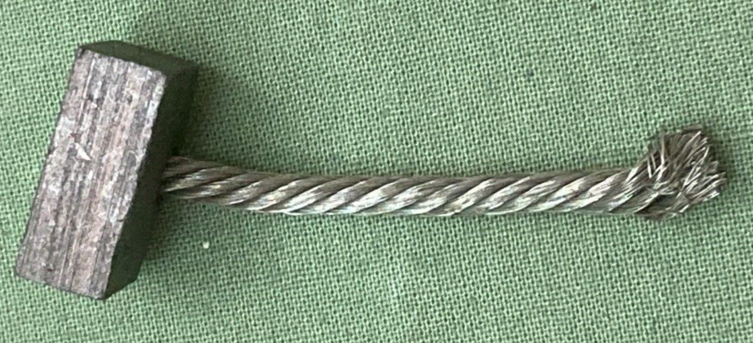 NEW GENUINE DELCO REMY 193503 BRUSH ASSEMBLY 26041 W/ HARDWARE