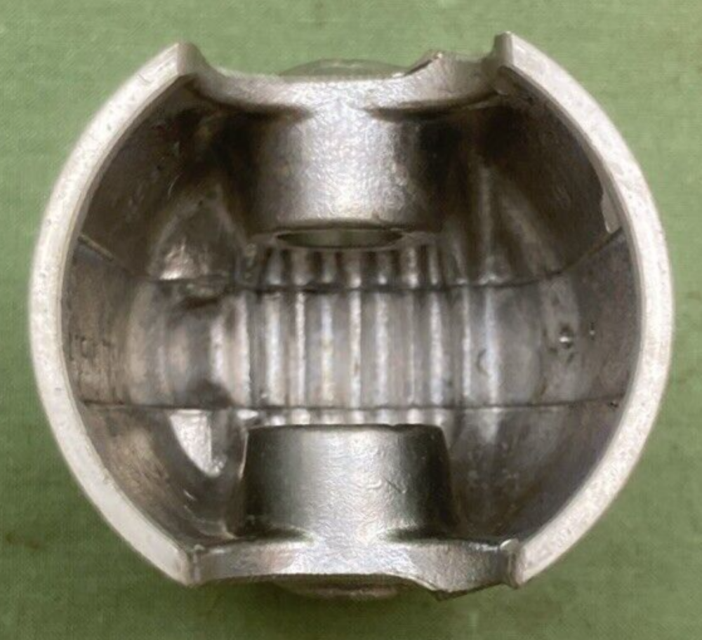 NEW GENUINE SUZUKI 12110-46002 PISTON CRANKSHAFT FOR RM80