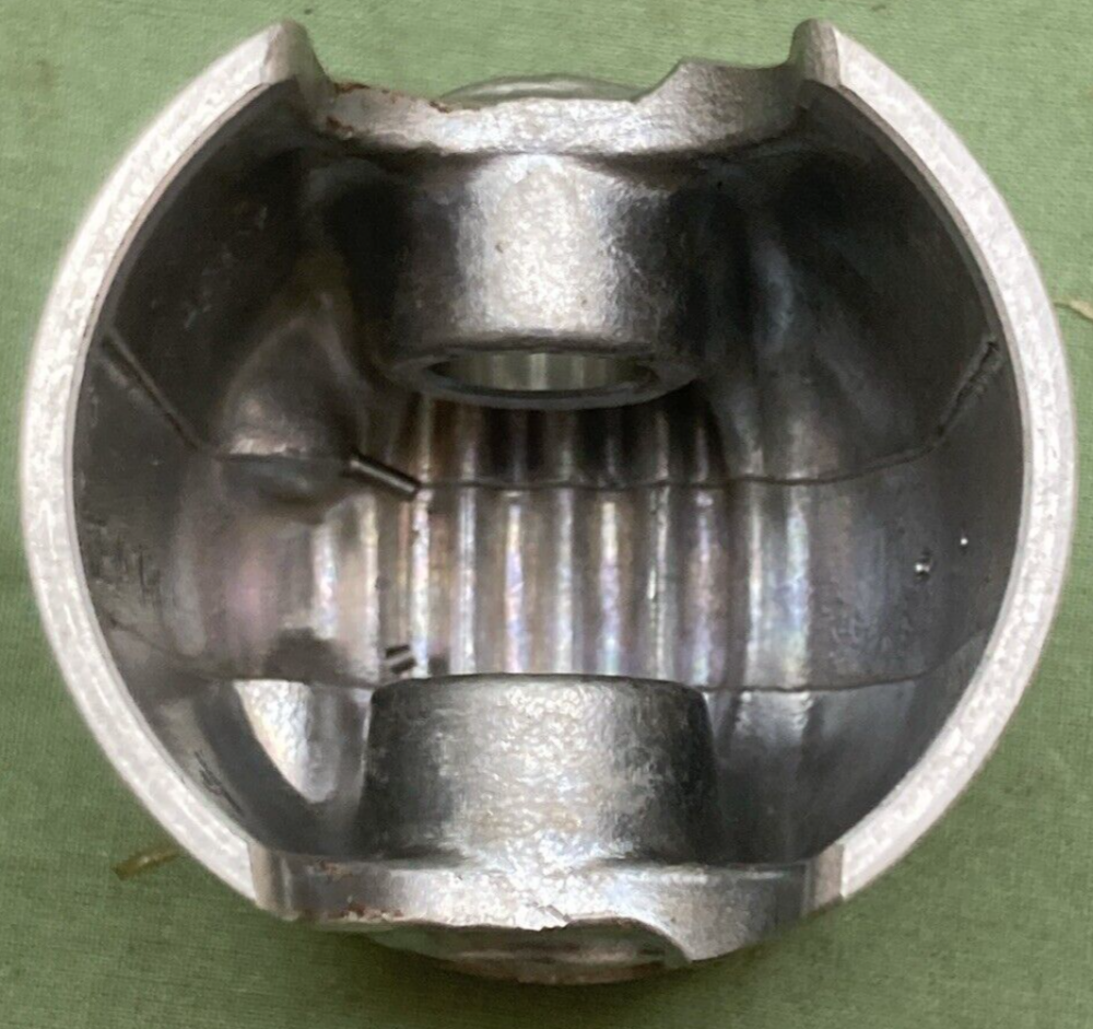 NEW GENUINE SUZUKI 12110-46000 PISTON CRANKSHAFT FOR RM80