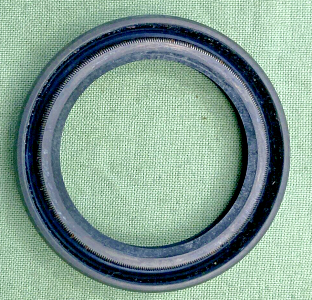 NEW GENUINE YAMAHA 341-23145-51 OIL SEAL 1973-1977 TX750 TZ750