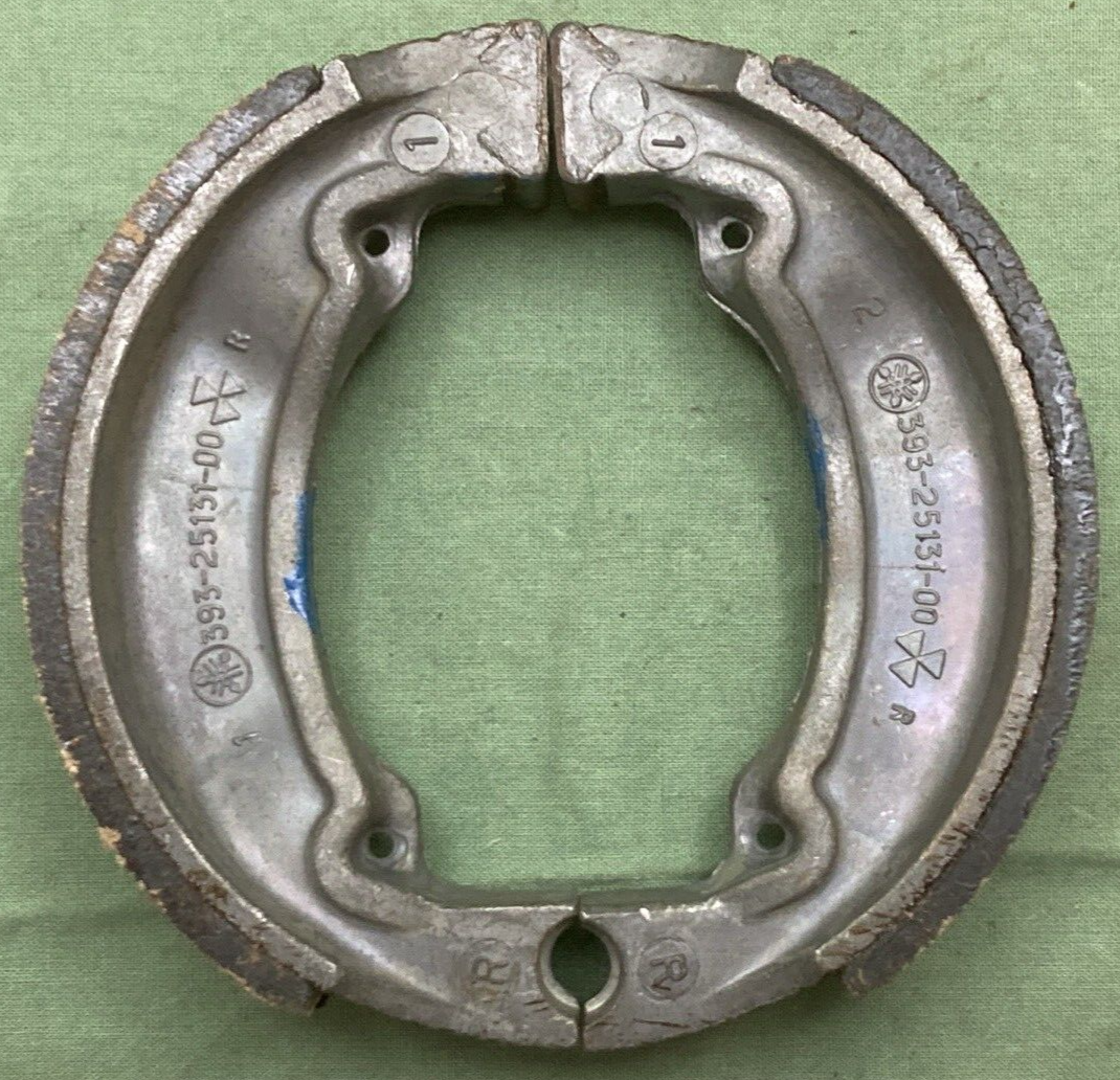 NEW GENUINE YAMAHA 10X-W2536-00 BRAKE SHOE SET OFF-ROAD MOTORCYCLE