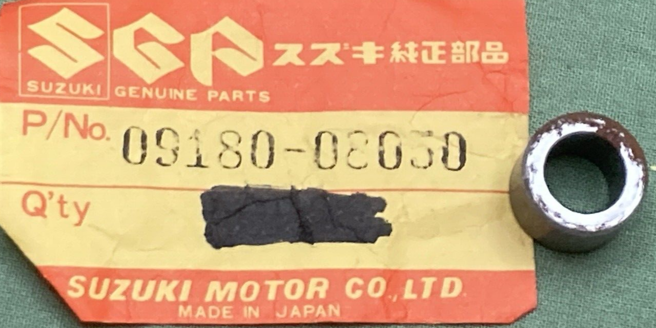 QTY 2 NEW GENUINE SUZUKI 09180-08030 SPACER HEADLAMP 8.5X12X7