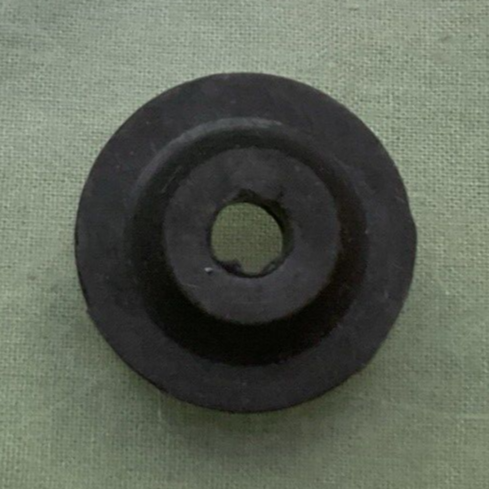 NEW REPLACES SUZUKI 09320-05005 CUSHION