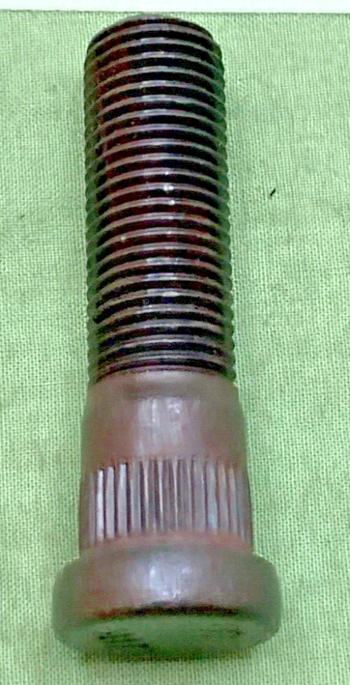 NEW GENUINE GM 88891742 STUD, FRONT WHEEL, 1988-2002 GM