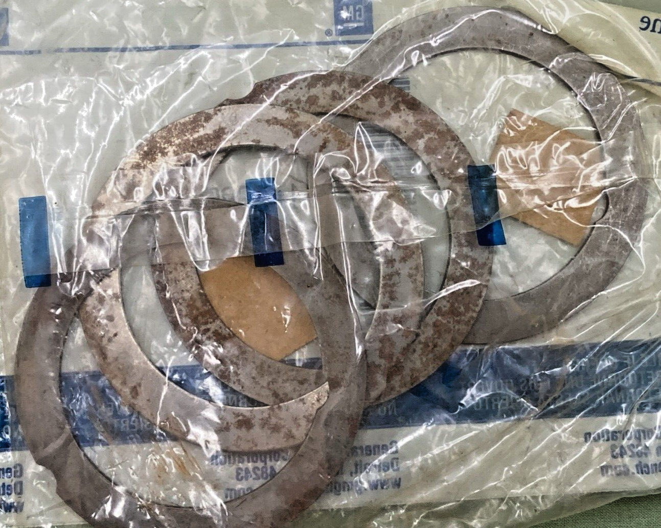 NEW GENUINE GM 03851481 SHIM KIT